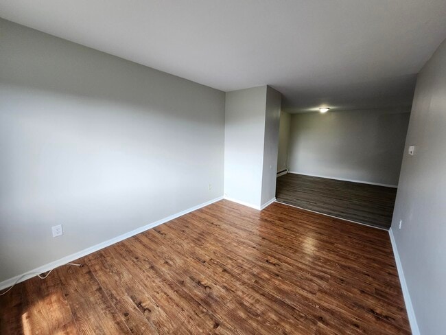 Photo - 14 Reading Crescent Unit 8