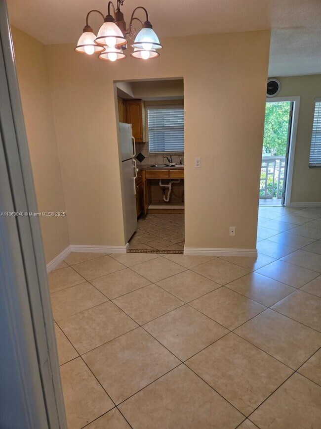 Photo - 3500 Harrison St Unit 10