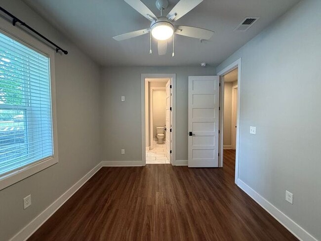 Photo - Modern 2 Bedroom Condo in the Heart of Melrose