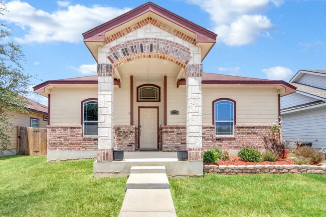 Building Photo - 5983 Midcrown Dr Rental