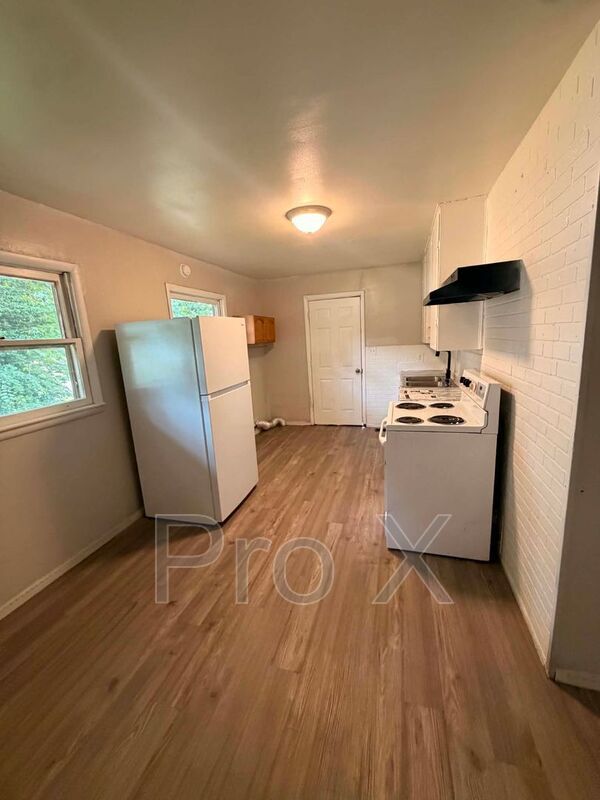 Photo - 1107 Ash St