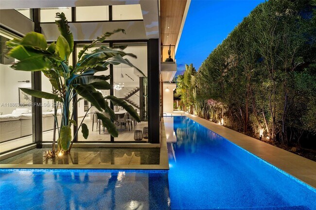 Photo - 3306 NE 16th St