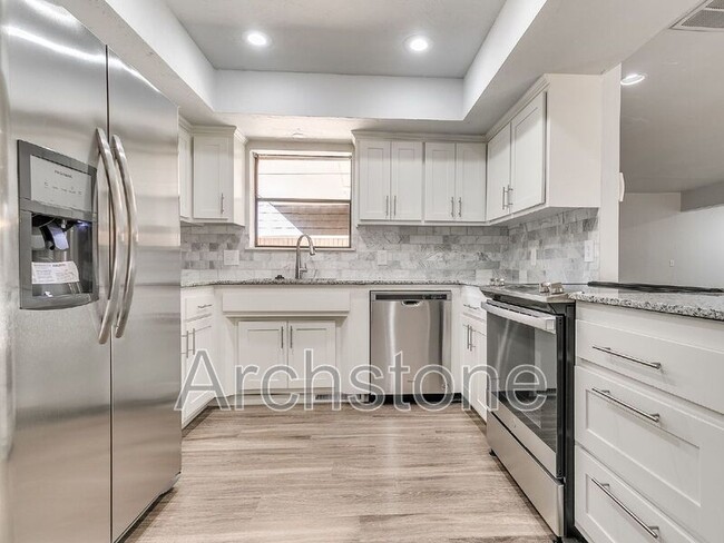 Photo - 3225 Castle Rock Rd