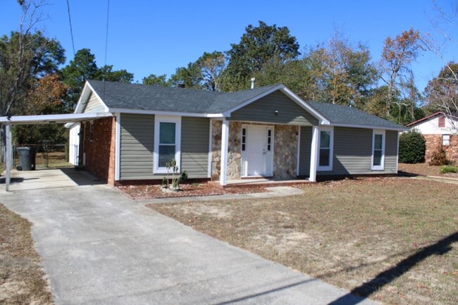 Photo - 3 Bedroom 2 Bath In Hephzibah!
