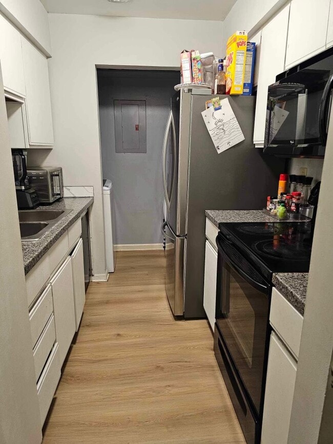 Photo - 110 Heywood Rd