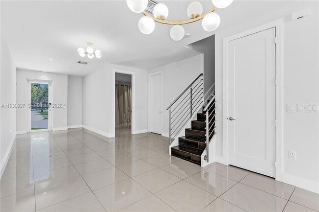 Photo - 6410 NW 105th Pl