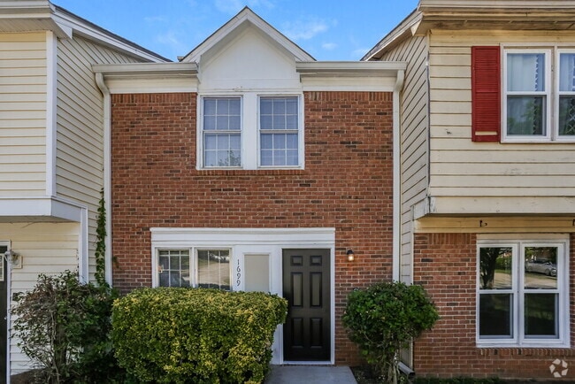 Building Photo - 1699 Winchester Way SE Rental