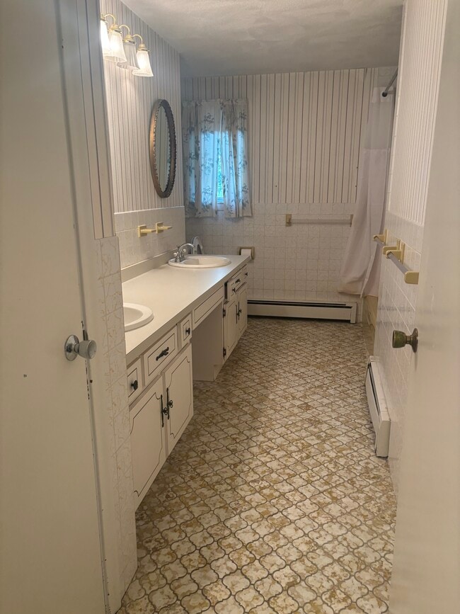 99 Porter St
