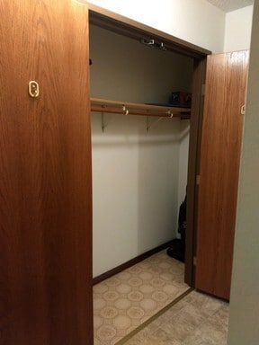 Photo - Island Place Apartments - On the River