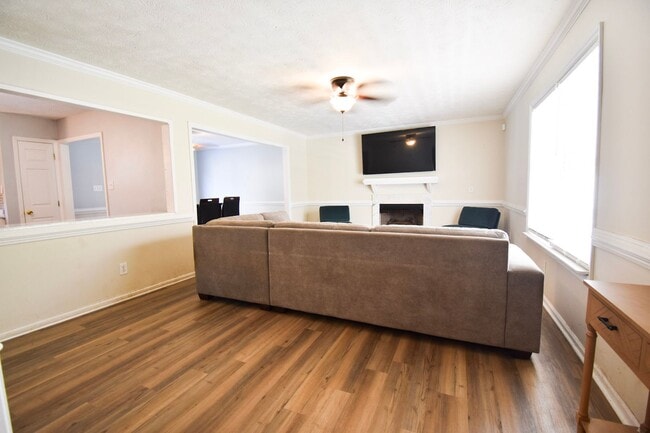 Photo - Coming Soon: 3 Bedroom 2.5 Bathroom-Pets Okay