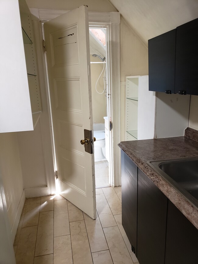 Building Photo - 90 Ashmont St Unit 3 Rental