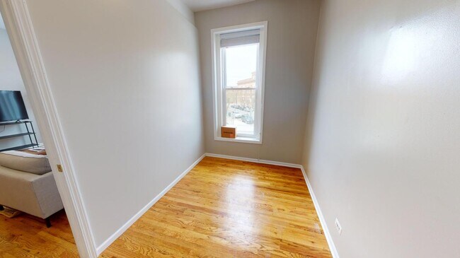 Photo - 1903 S Blue Island Ave