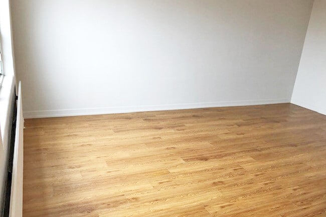 Photo - 641 Vaughan Road