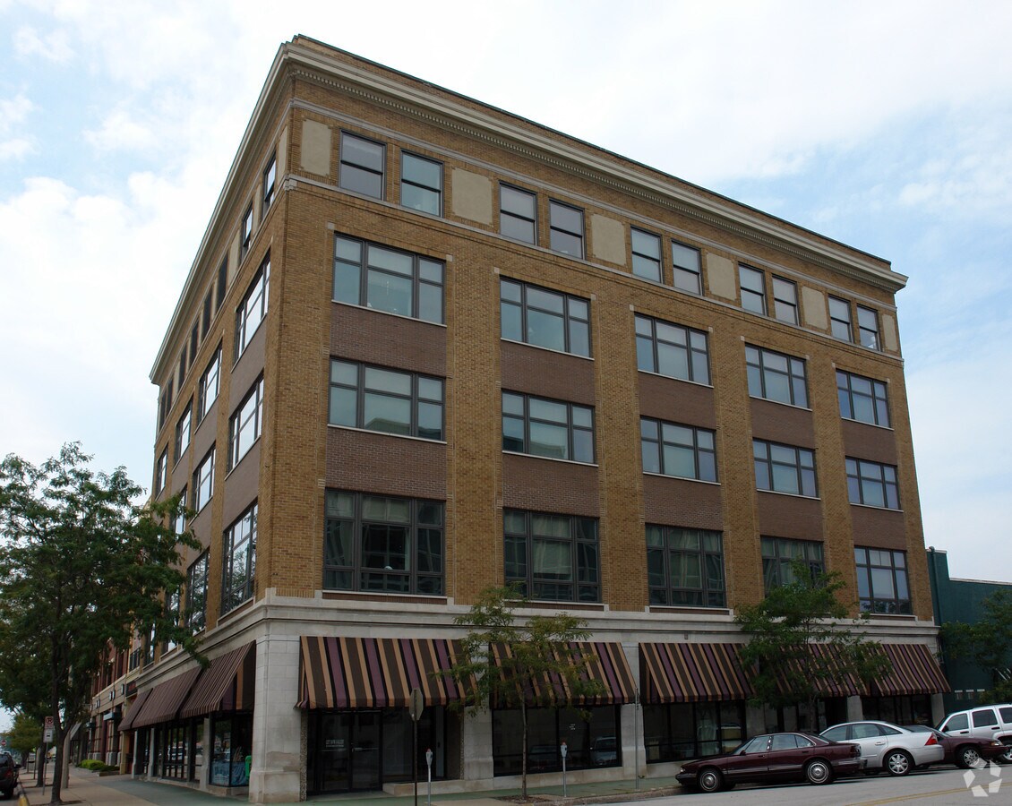 Goldman Lofts - Goldman Lofts