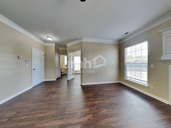 Photo - 115 Portland Falls Dr