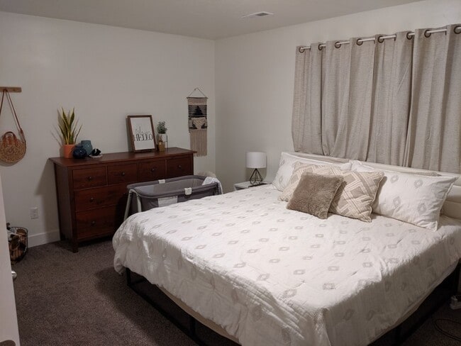 Photo - 421 S 700 W St