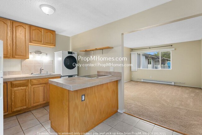 Two Bedroom Apartment in St. Johns - Washe... - Two Bedroom Apartment in St. Johns - Washe... Unit 6851 N Fessenden Street 4