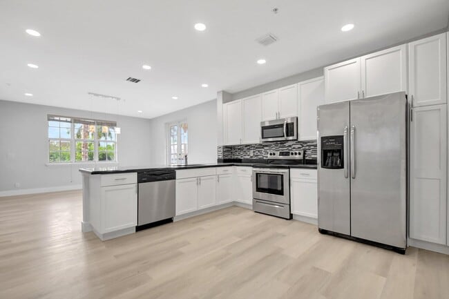 Photo - 1635 N Federal Hwy