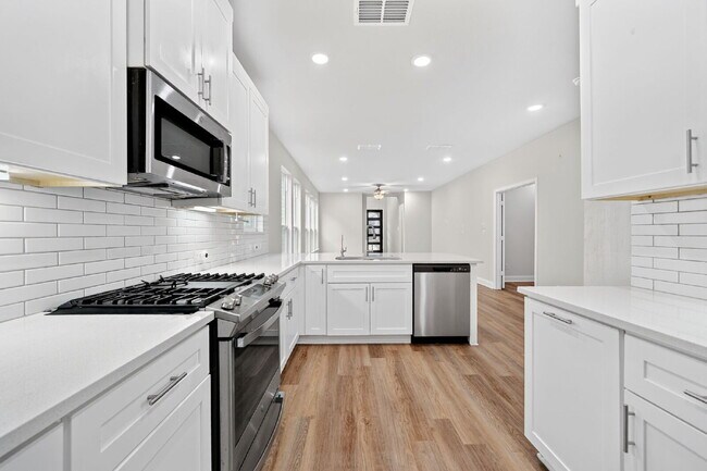 Photo - Beautiful Frisco Home – Spacious Layout in a Prime Location