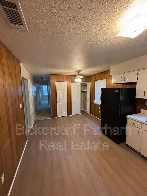 6120 King William Dr