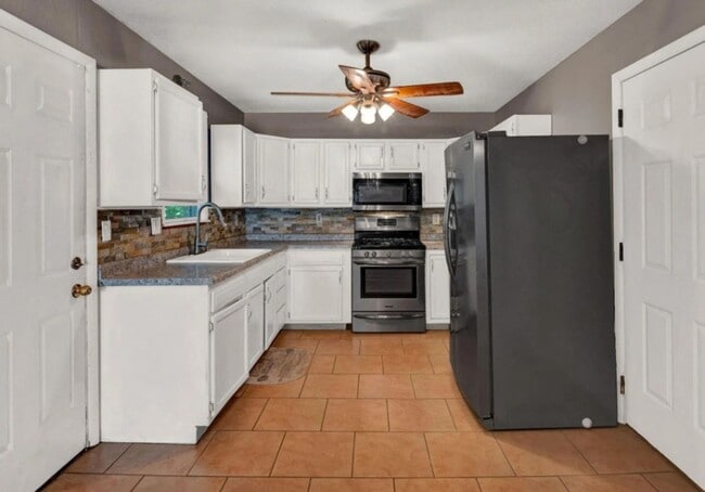 Photo - 3125 SE Dupont St