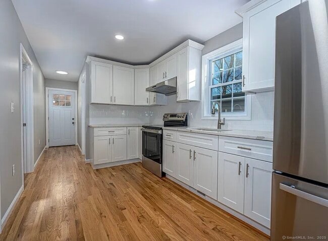 Photo - 80 Orange St