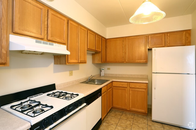 Thornwood Apartments