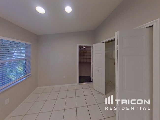 Photo - 184 Jennifer Dr