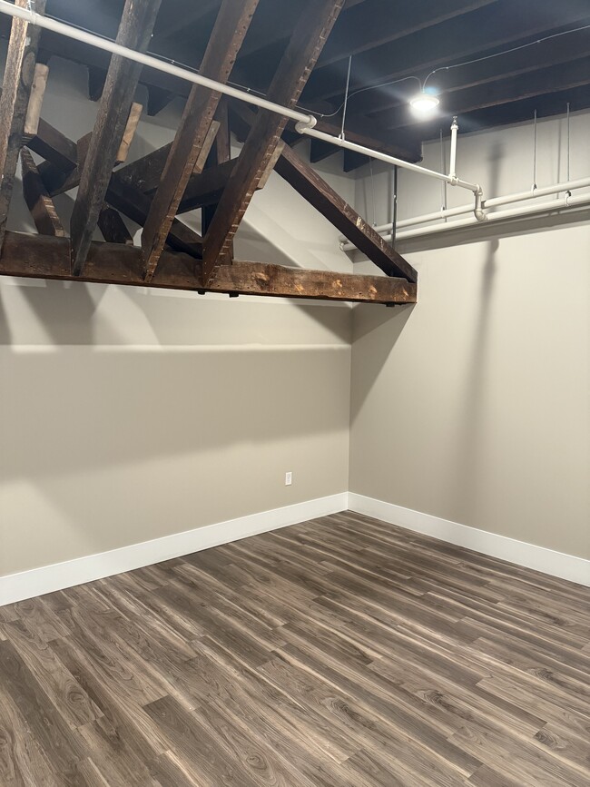 Photo - Tandem Ventures Unit 304