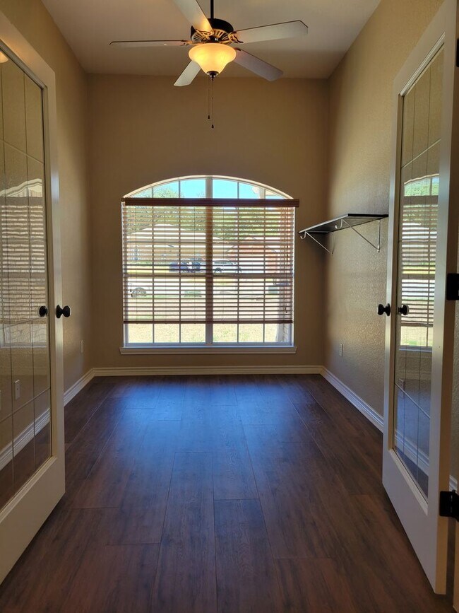Photo - Huge 1/2 acre lot on cul de sac!  White Ro...