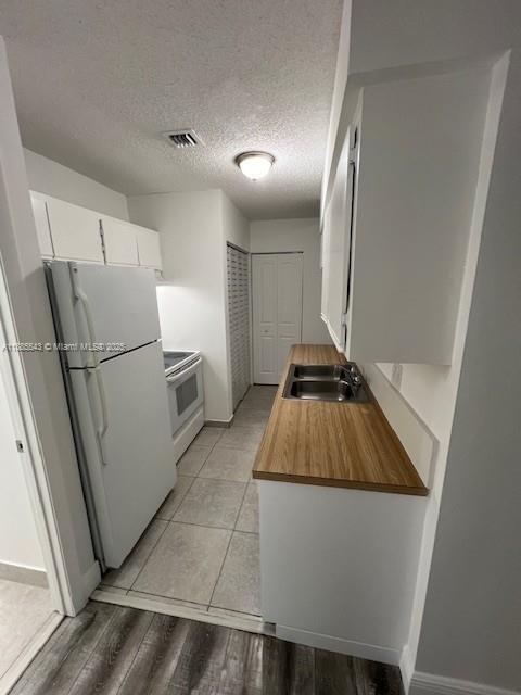 Building Photo - 18336 NW 68th Ave Unit L Rental