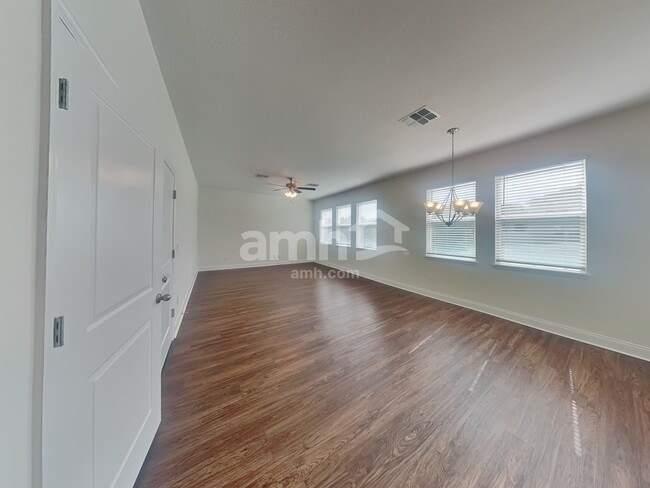 Photo - 1353 Mount Logan Dr