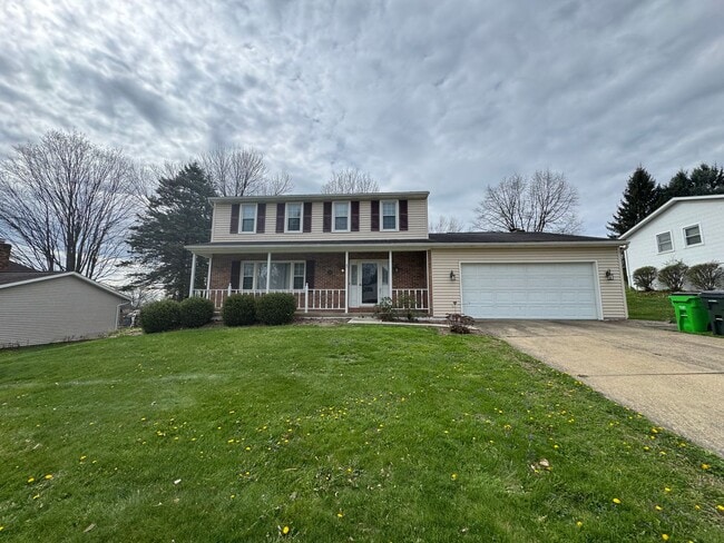 Building Photo - 880 Buchholz Dr