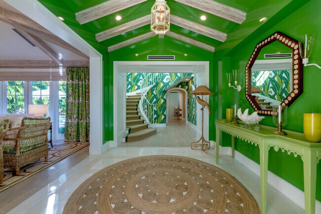 Photo - 225 Arabian Rd