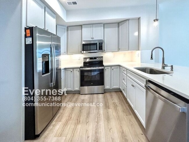 Photo - 12112 Calgary Lp