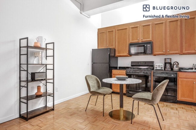 Photo - 85 John St Unidad FL3-ID441