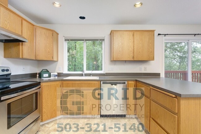 Spacious 4 Bedroom Home in Beaverton On Qu... - Spacious 4 Bedroom Home in Beaverton On Qu...