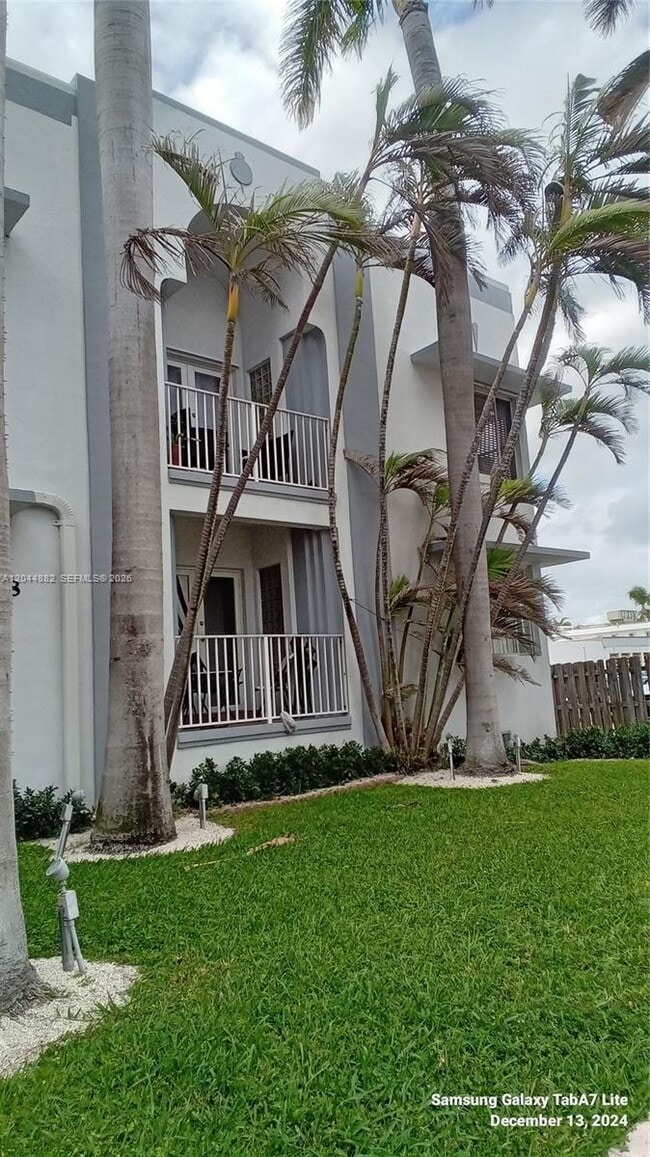 9248 Collins Ave Unit 205