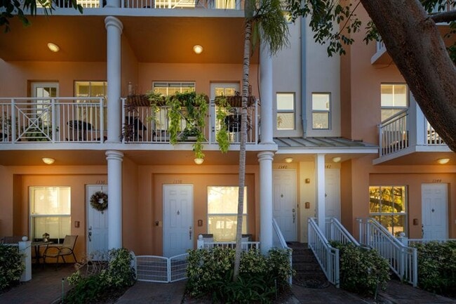 Photo - 1340 SW 2nd Ct Condo Unit 1340