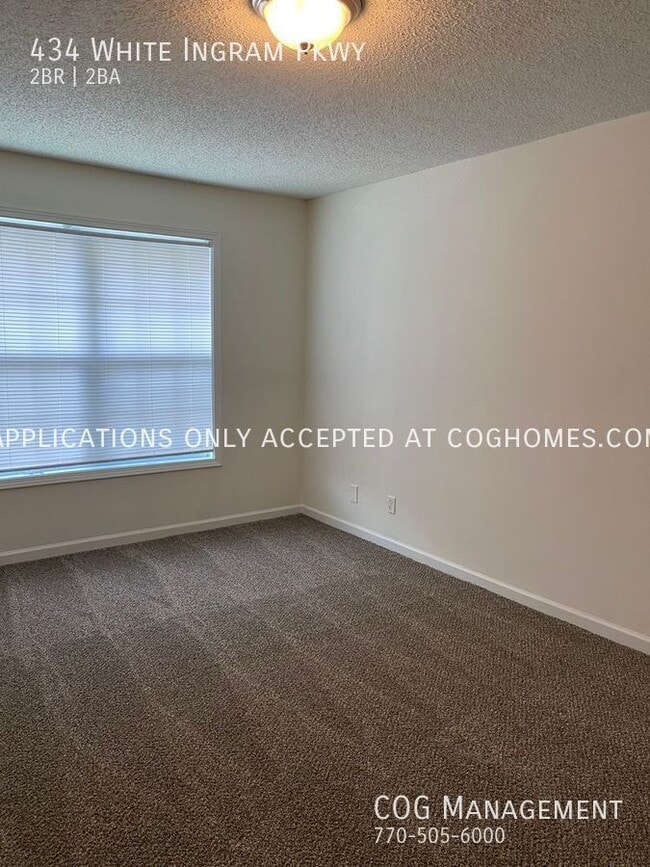 Photo - 434 White Ingram Pky