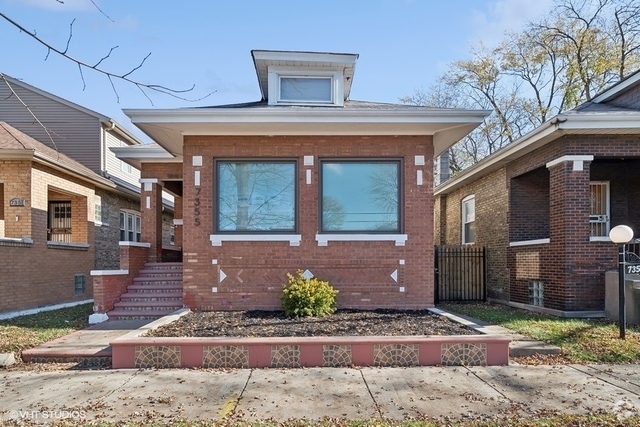 Building Photo - 7355 S Wabash Ave Rental