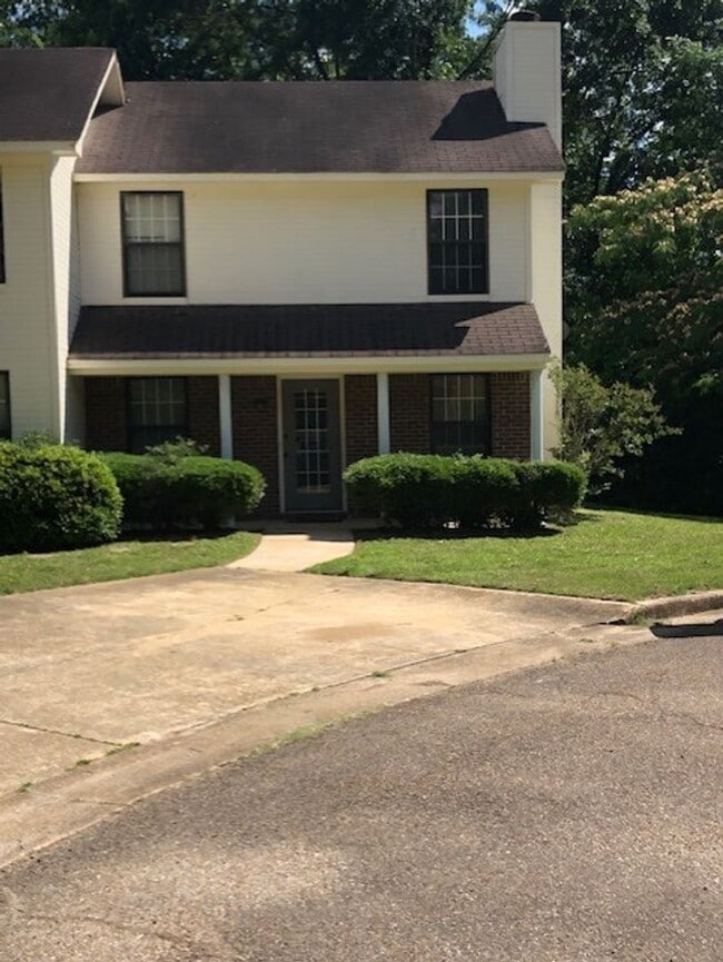 Photo - 118 Briarwood Cir House