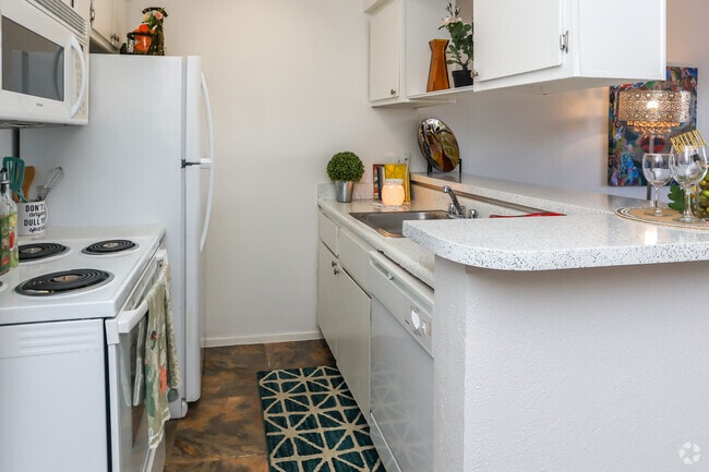 1BR, 1BA - Bianca