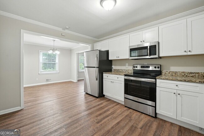 Photo - 2493 Miriam Ln