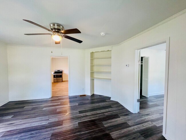 Photo - 383 Wesley St