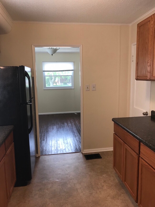 Photo - 2633 W 21st St