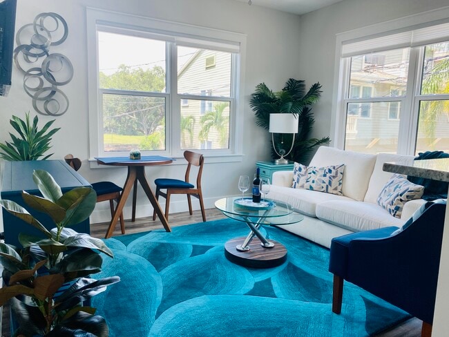 Building Photo - 249 8th Ave N Unit 249 12