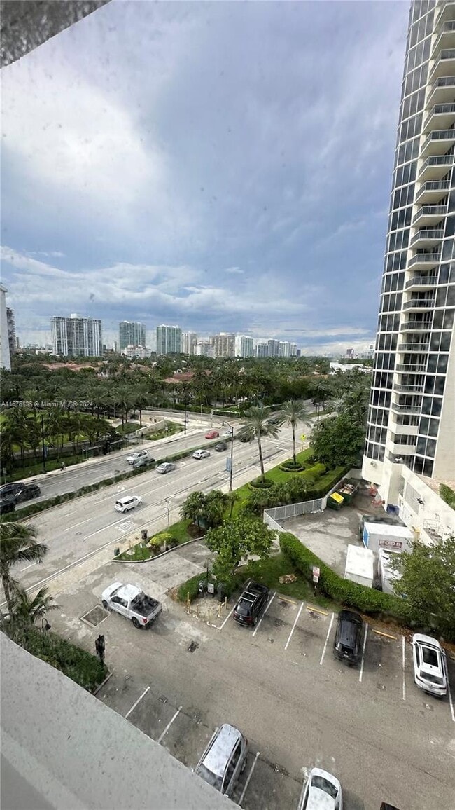 19201 Collins Ave Condo Unit 628 Condo for Rent in Sunny Isles Beach