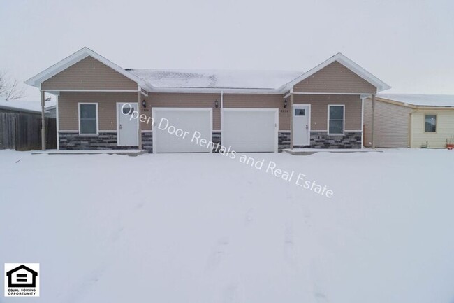 Photo - 1304 Normandale Dr Rental