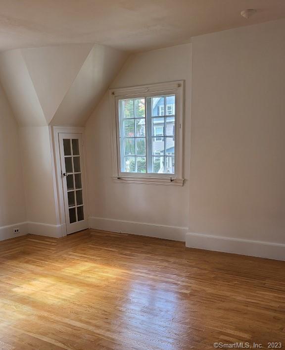 Photo - 105 Alden Ave